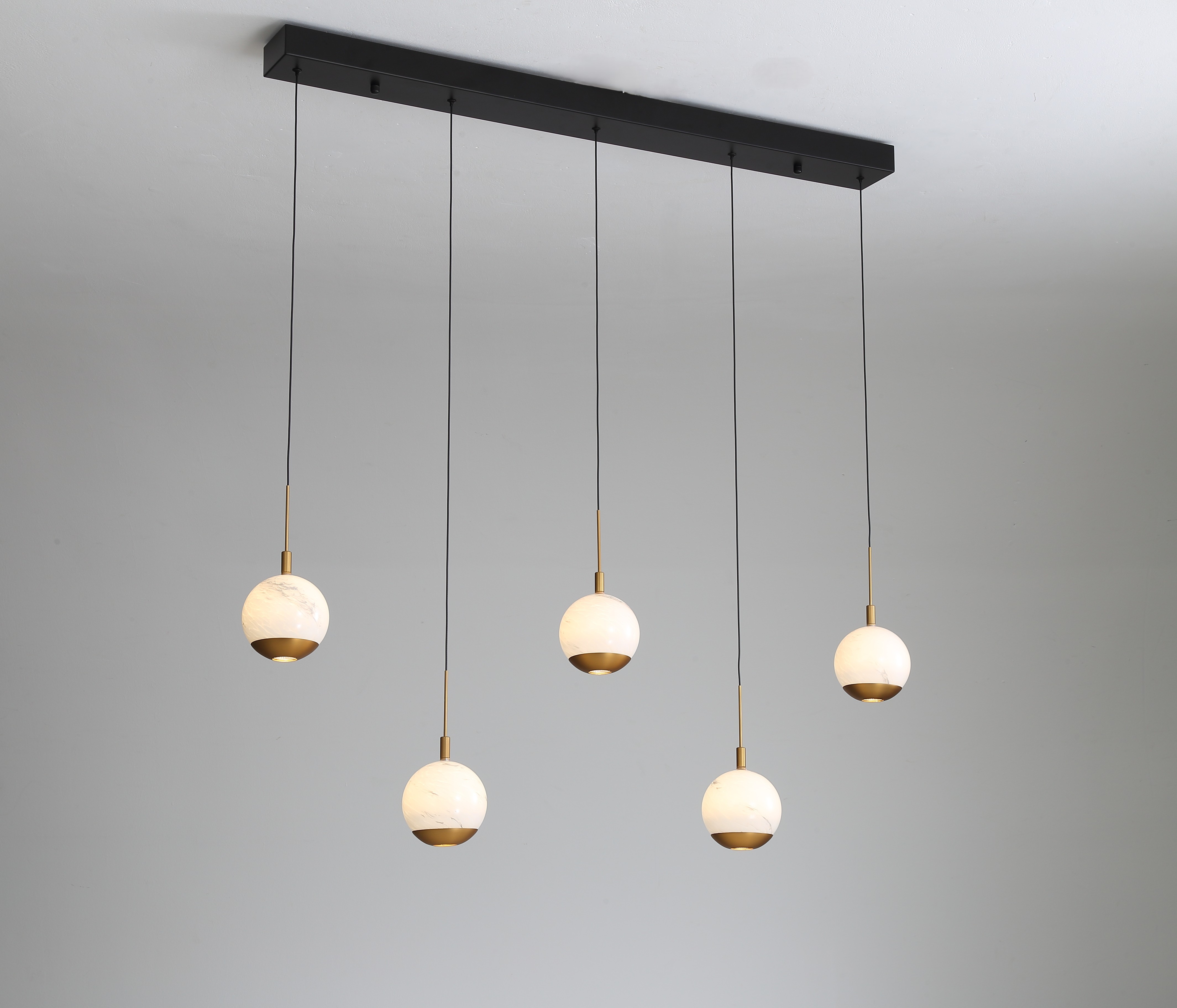 Luna 5 Bar Gold / Black